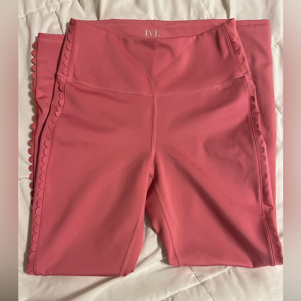 EUC IVL Pink leggings! Only worn twice!